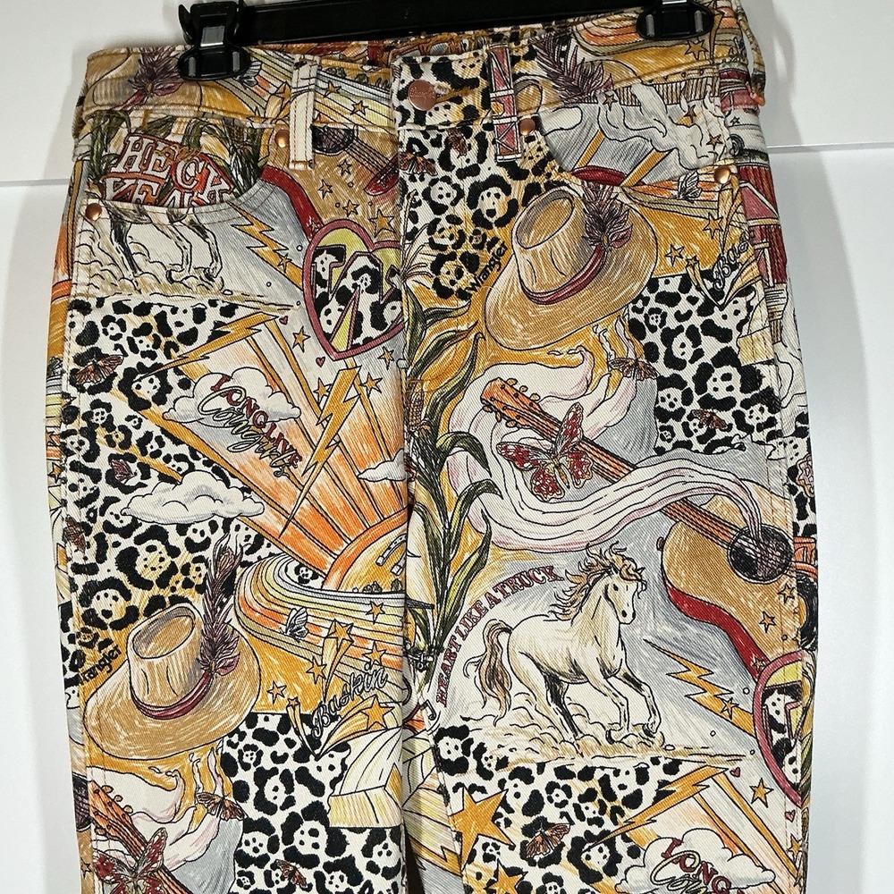 Wrangler Ladies Lainey Wilson Life Of Lainey Multiprint Flare Jeans Sz 27 X 32 - Picture 6 of 10